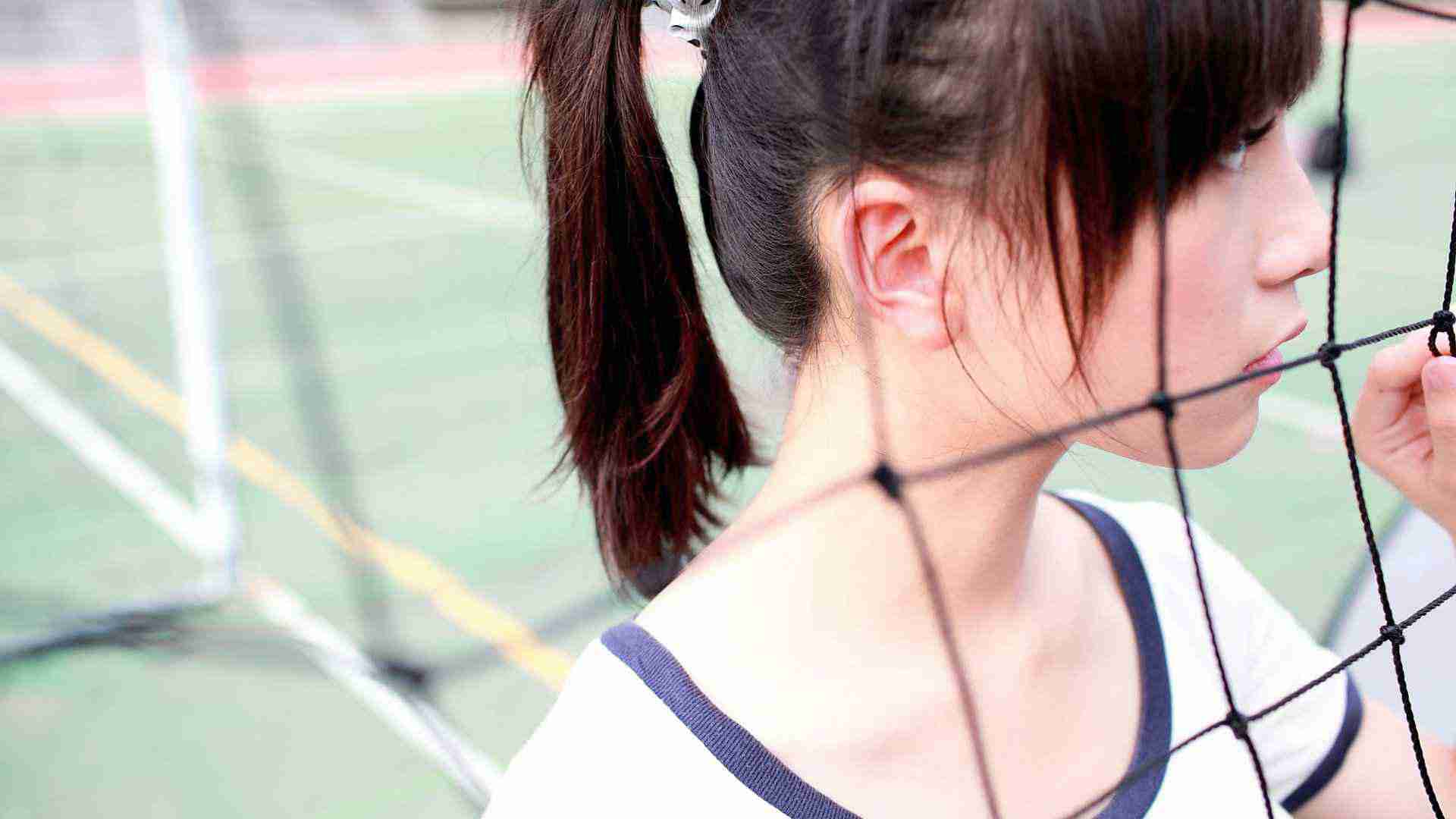 色色雞：探索色彩斑斕的雞種與飼養(yǎng)技巧